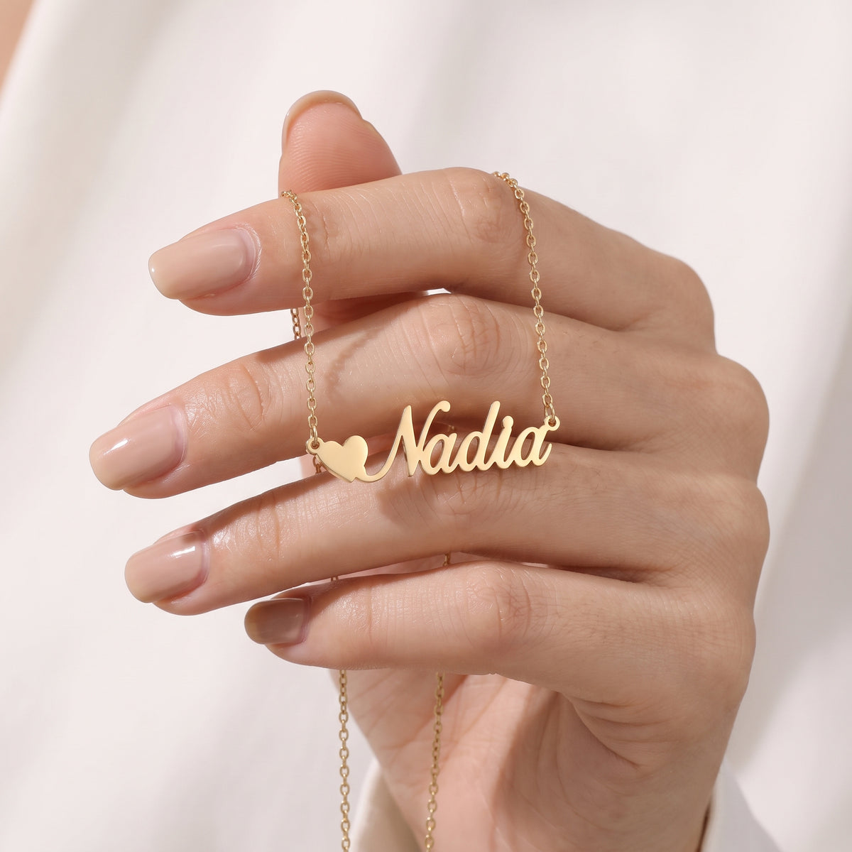 Customised English Heart Name Necklace