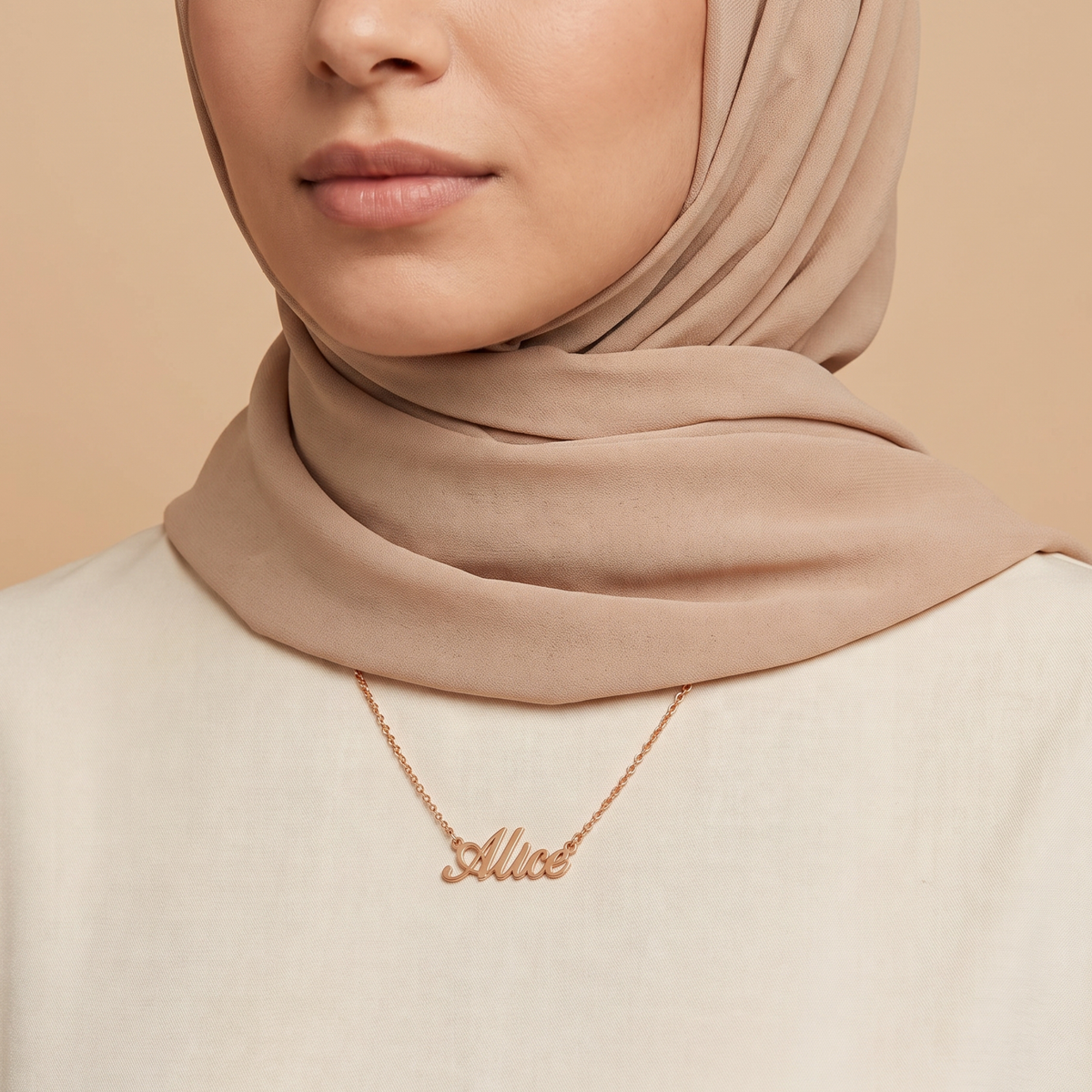 Custom English Name Necklace in Rose Gold