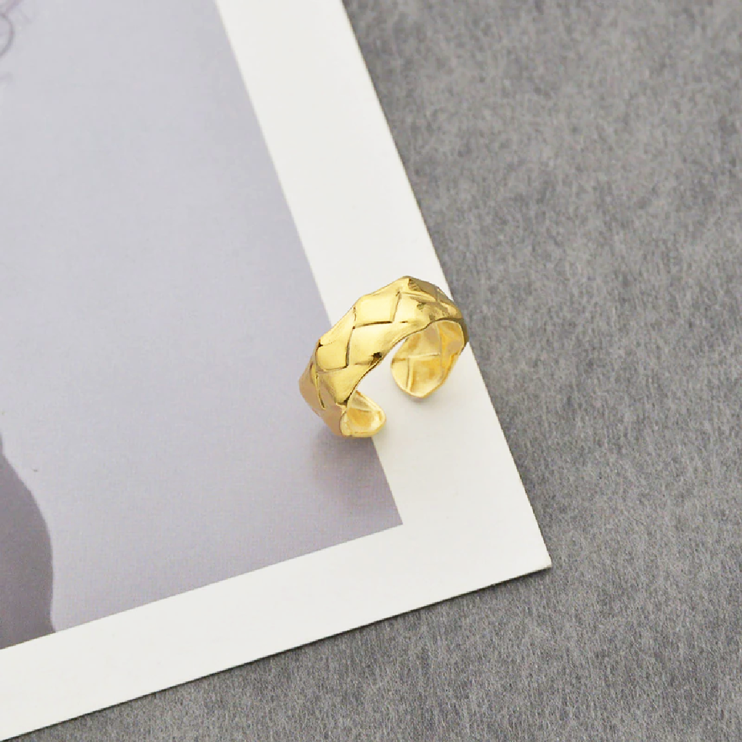 Minimalist Essential Ring + Free Gift Pouch